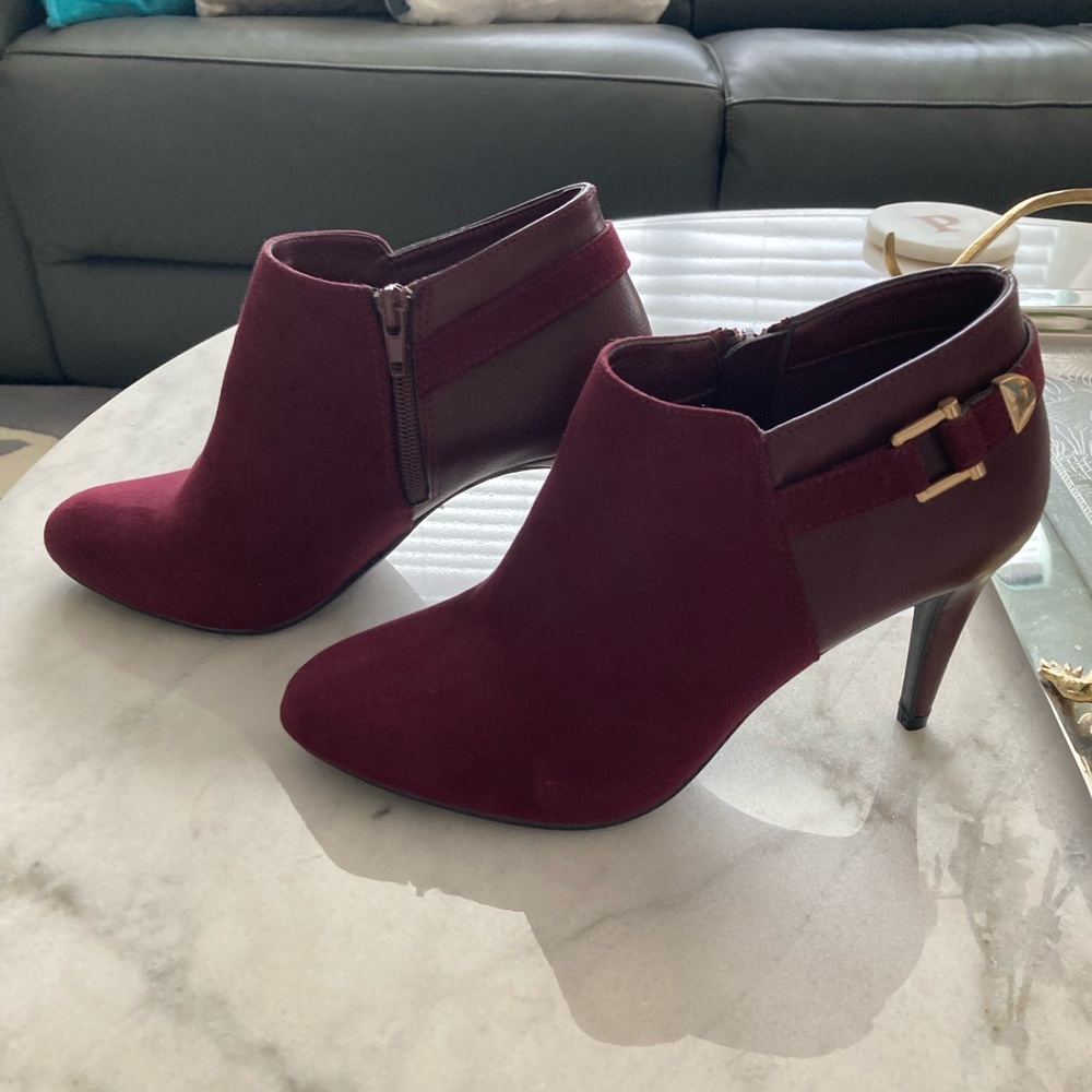 Elegant Burgundy Ankle Boots